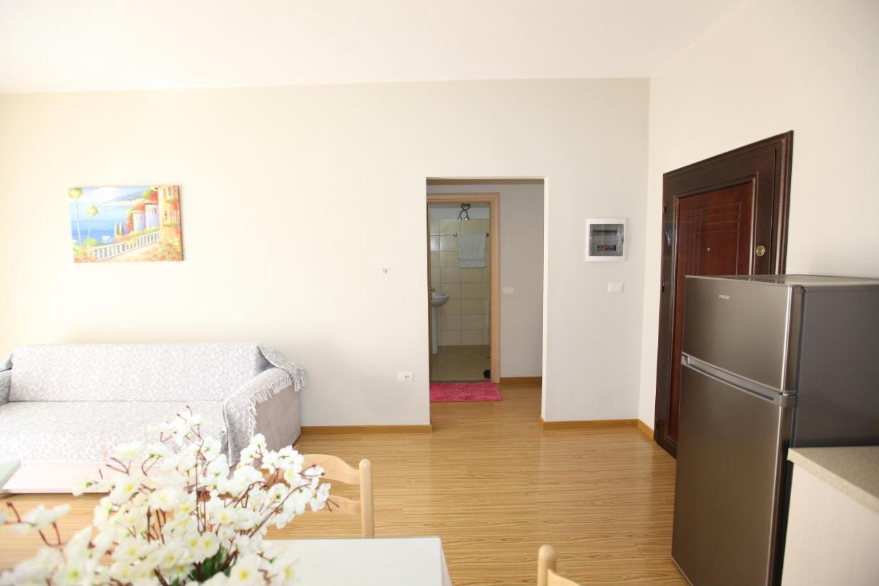 Teo Apartaments Sarande Exterior photo